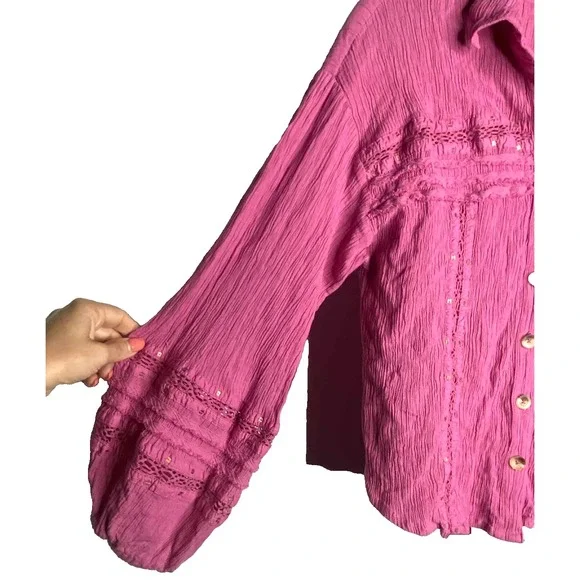 Free People Summer Stars gauzy Pink Boho blouse Size Small Cotton Crochet button - Picture 4 of 7